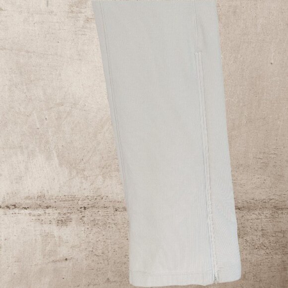 Lululemon Ribbed Softstreme Zip Flare Pants Bone Soft Knit High Rise Size 4 - Picture 6 of 13